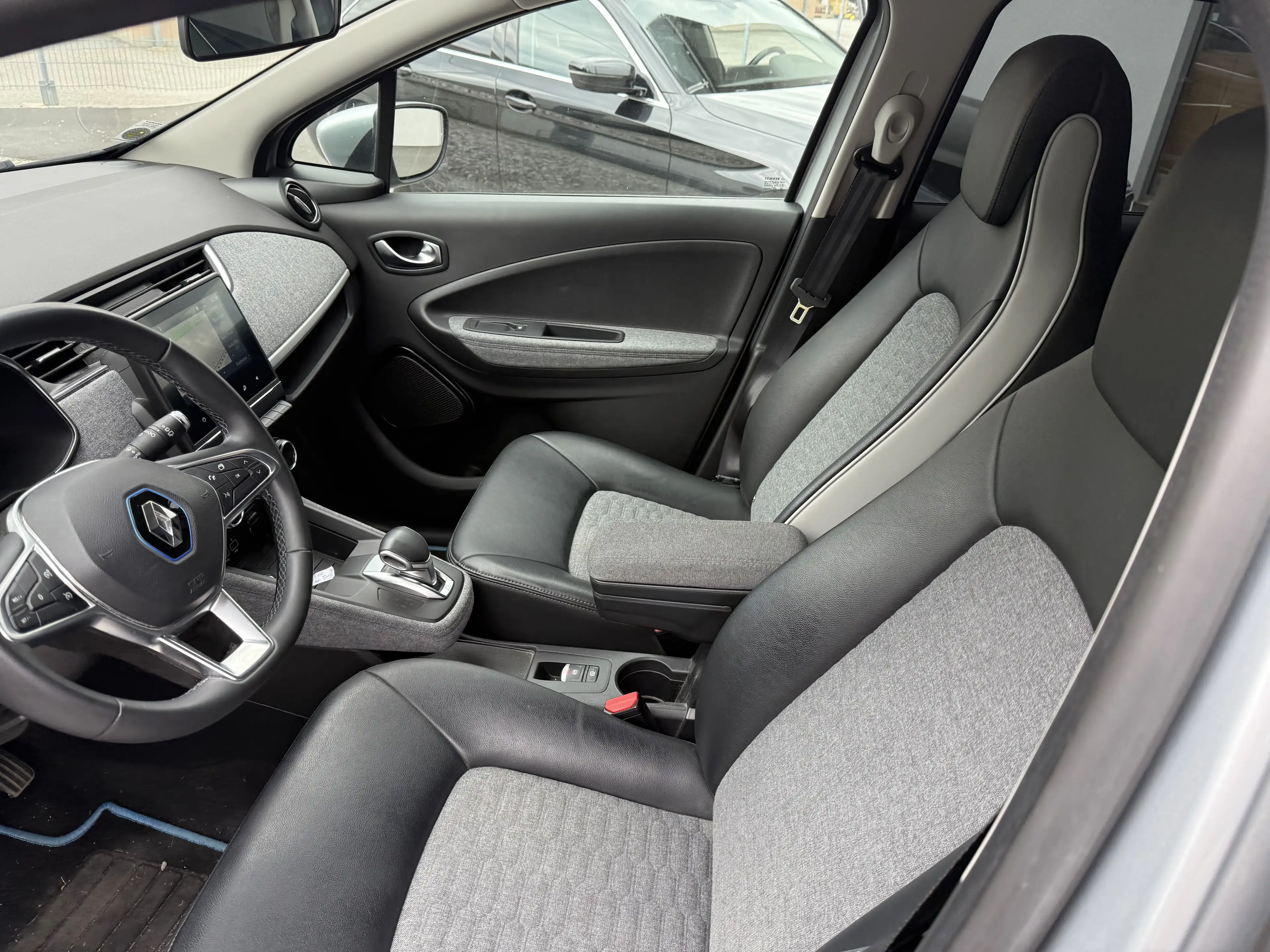 Renault ZOE Zoe Zen CCS R110 Z.E.50 52kWh EXTRAS KFZ6078 — photo 7