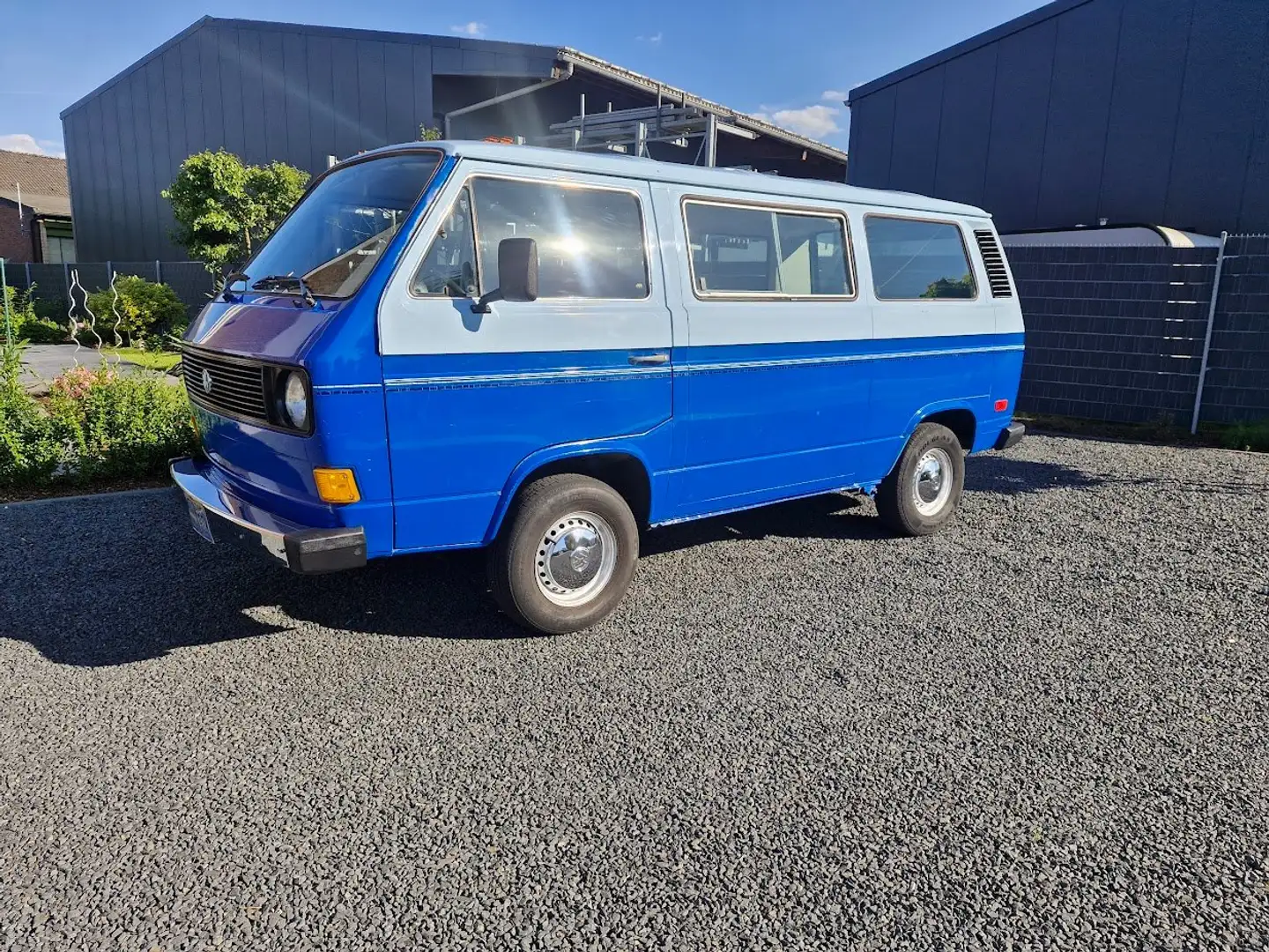 Volkswagen Bus T3 Vanagon GL, Rostfrei Erstlack, aus Nevada Albastru - 1