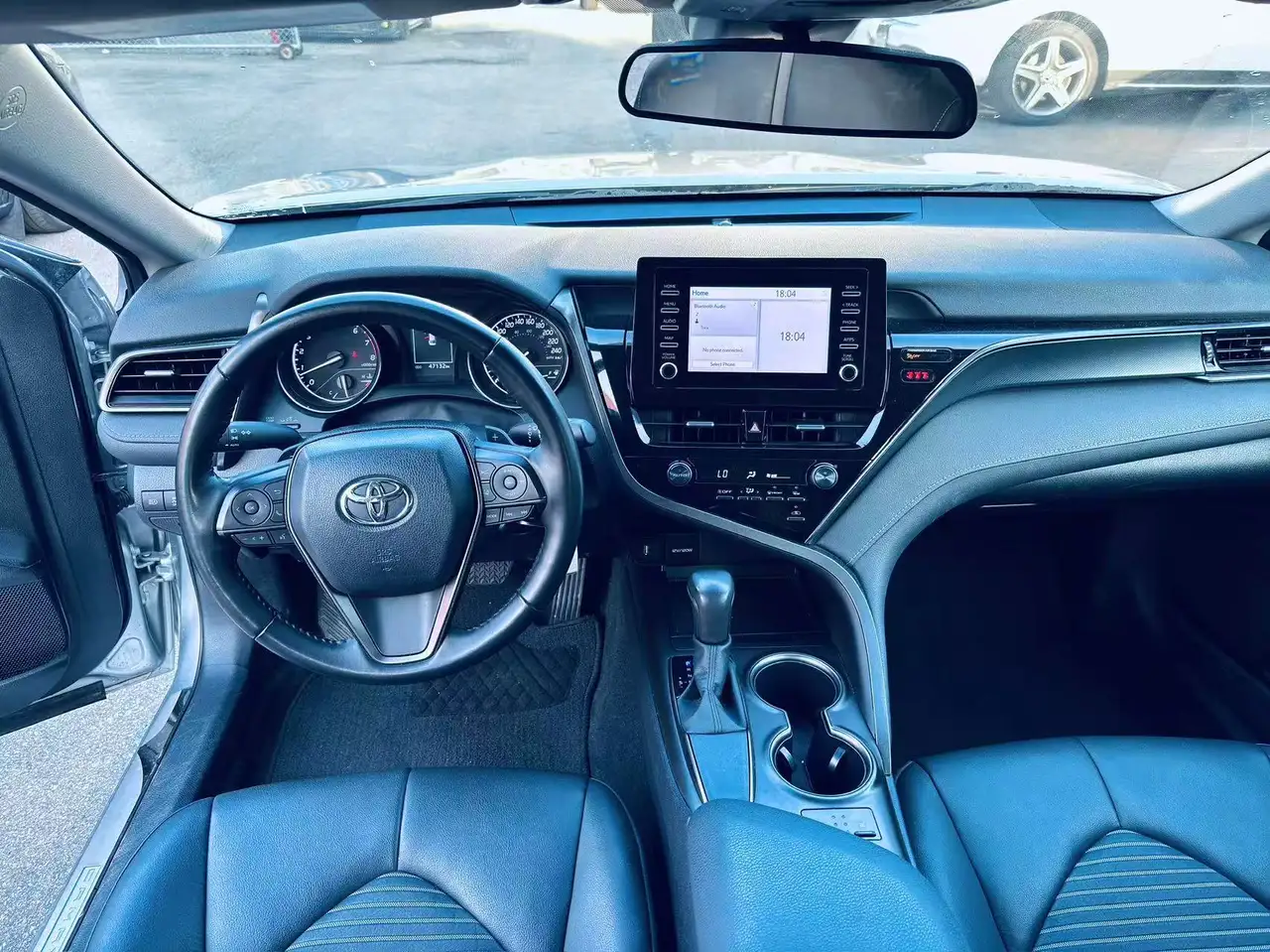 Toyota Camry снимка Toyota Camry