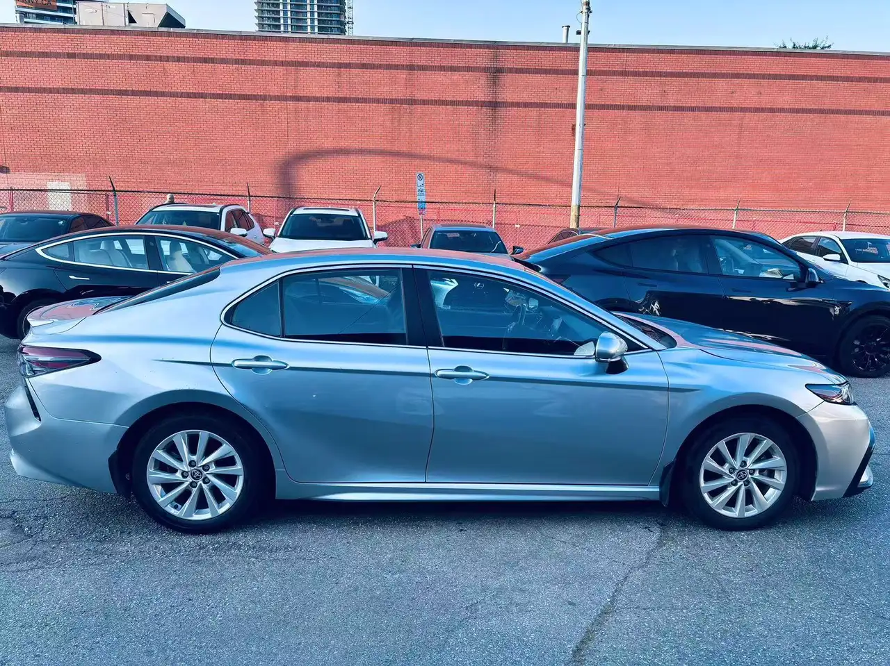 Toyota Camry снимка Toyota Camry