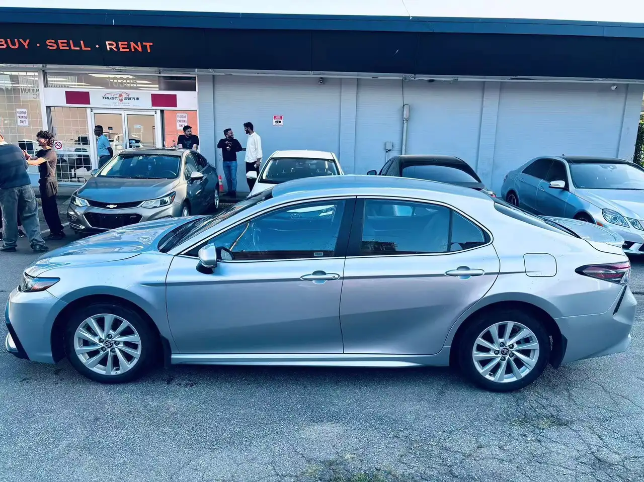Toyota Camry снимка Toyota Camry