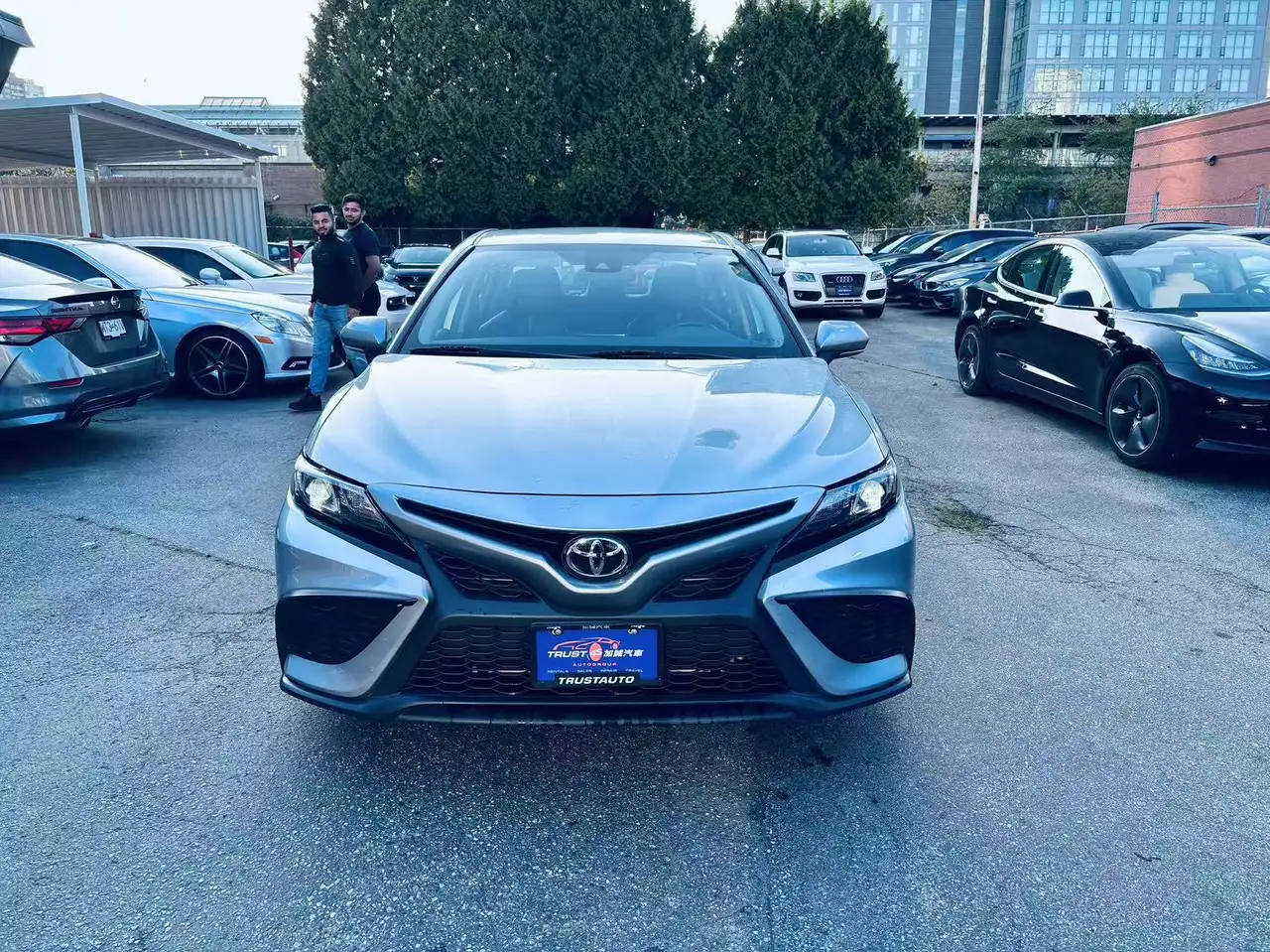 Toyota Camry снимка Toyota Camry