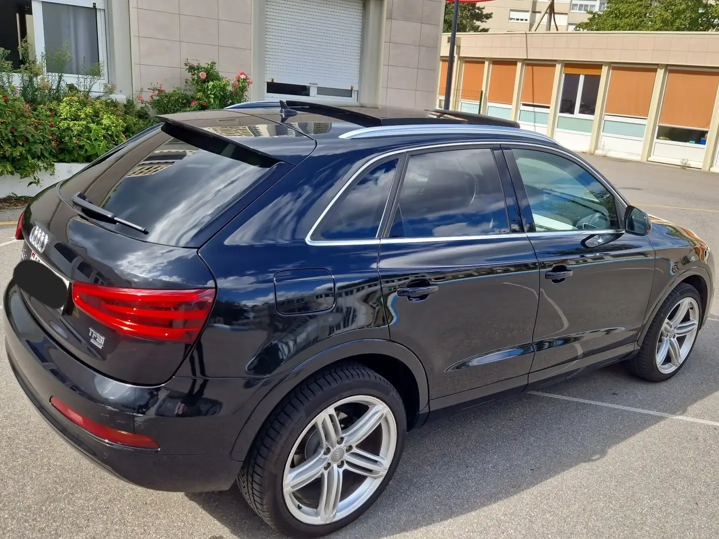 Audi Q3 2.0 TFSI 211 ch Quattro Ambition Luxe S tronic 7 Fekete - 2