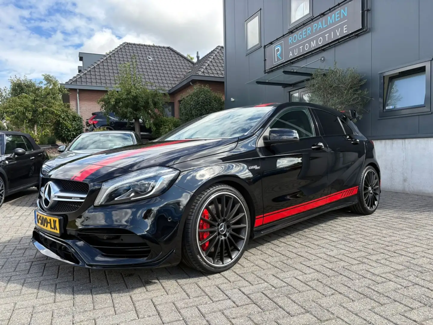 Mercedes-Benz A 45 AMG 4MATIC Noir - 1
