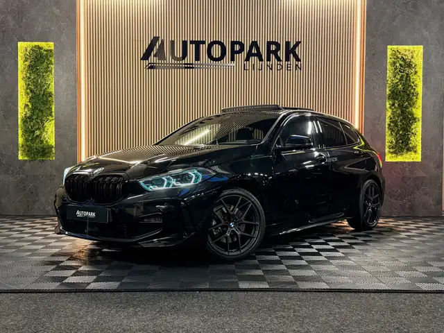 BMW 118 1-serie 118i M Sport | PANORAMADAK | MEMORY|KEYLES