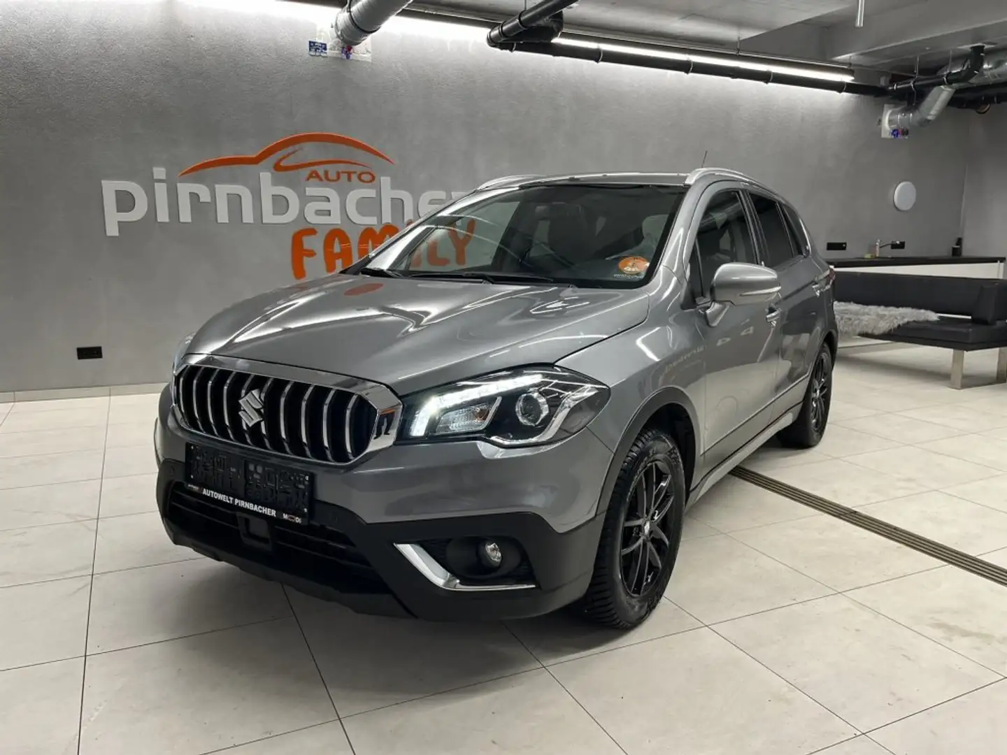 Suzuki SX4 S-Cross 1.4 DITC HYBRID ALLGRIP flash Grau - 1