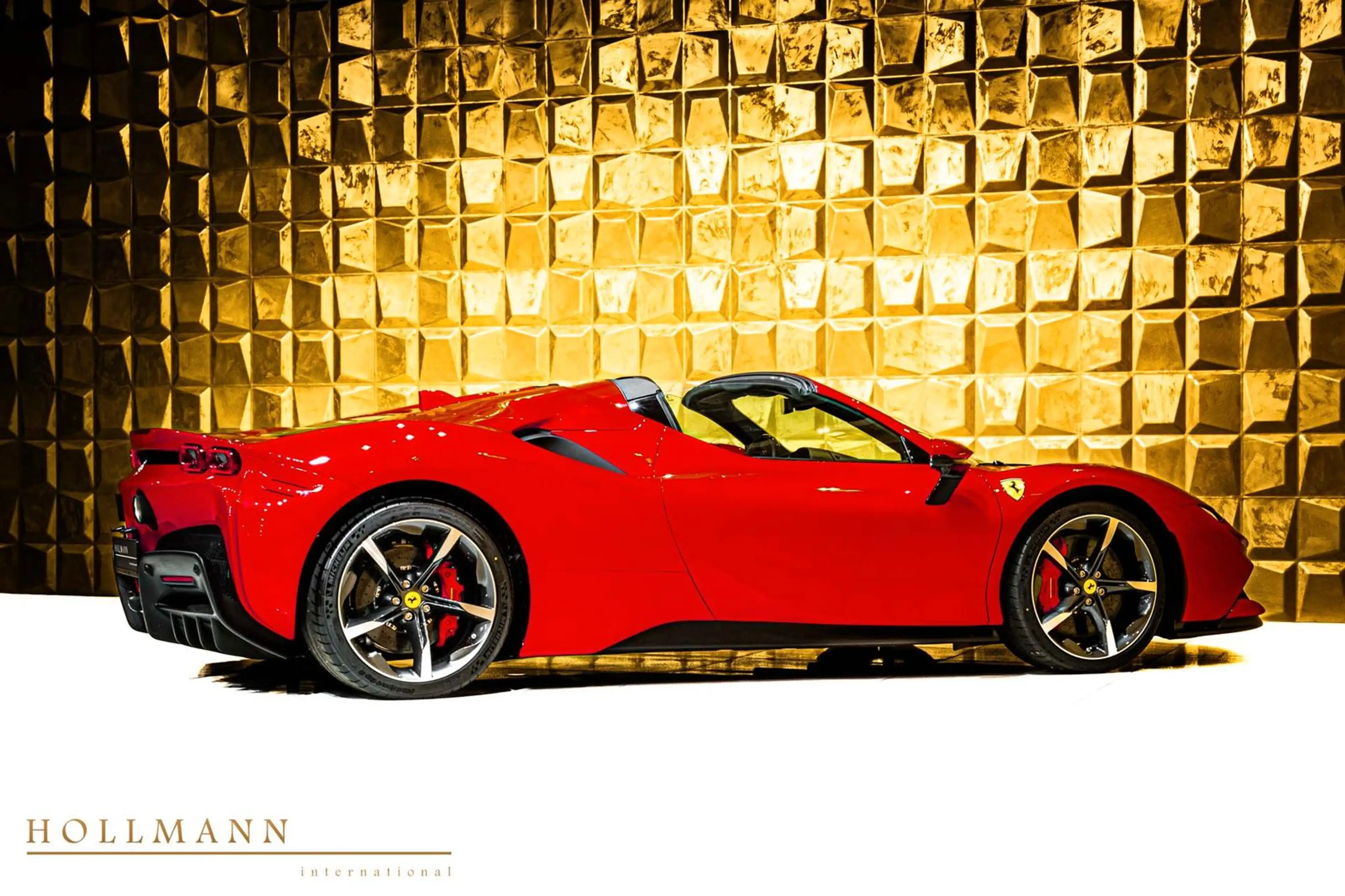 Ferrari SF90 Spider LEDS + CARBON + LIFT + STOCK + — photo 7