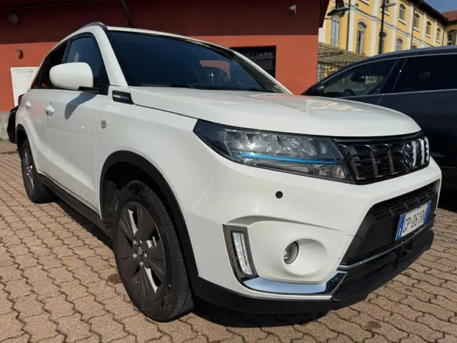 Suzuki Vitara view 4