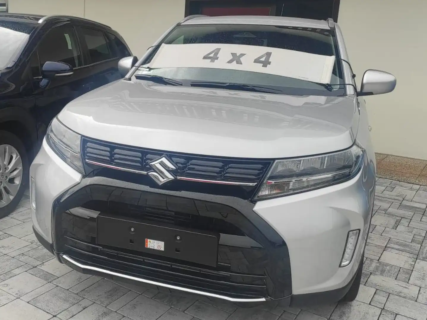 Suzuki Vitara 1.4 IBRIDA 4X4 ALLGRIP ARGENTO *PROMOZIONE!!* Oro - 2