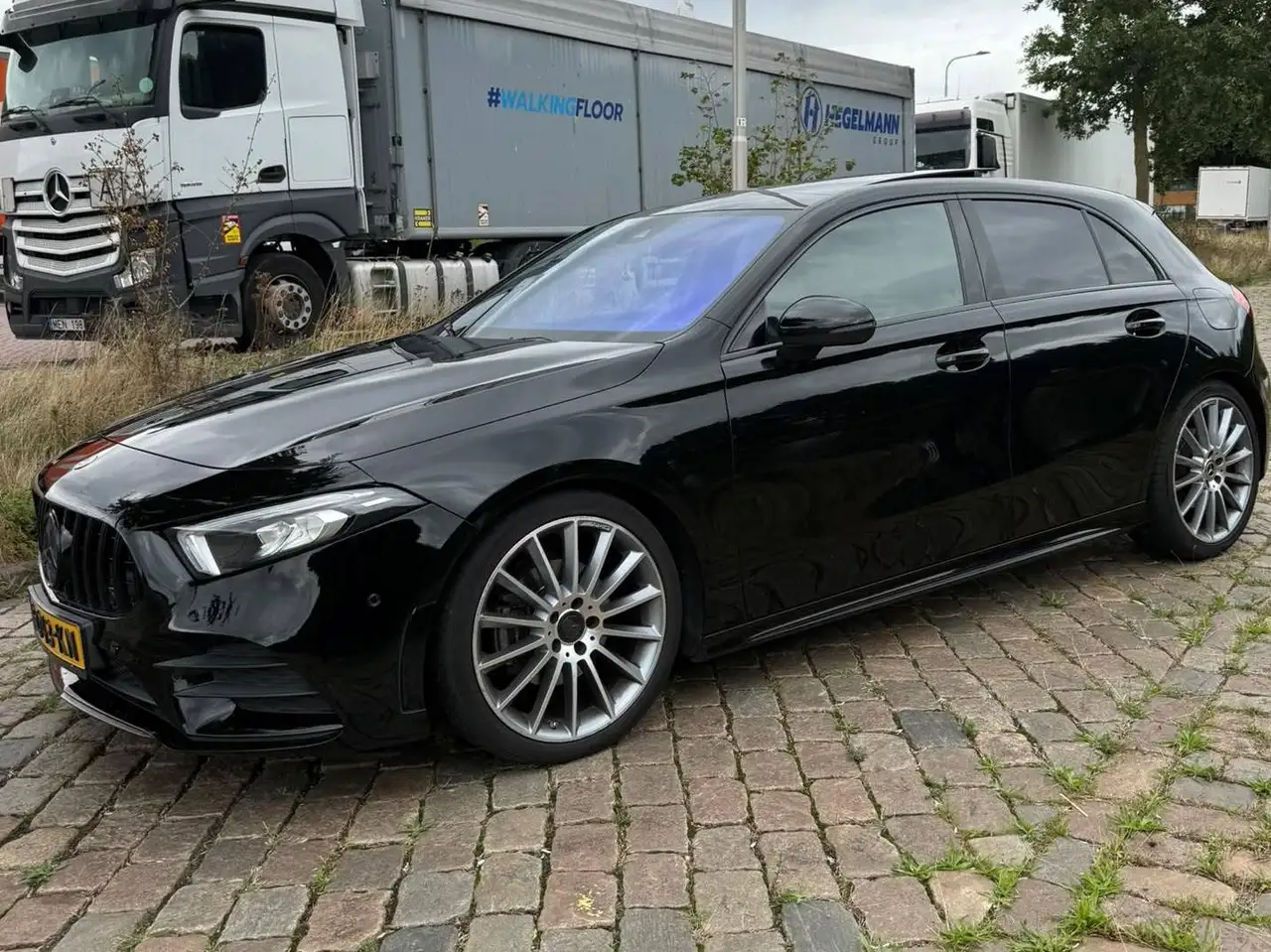 Mercedes-Benz A 200