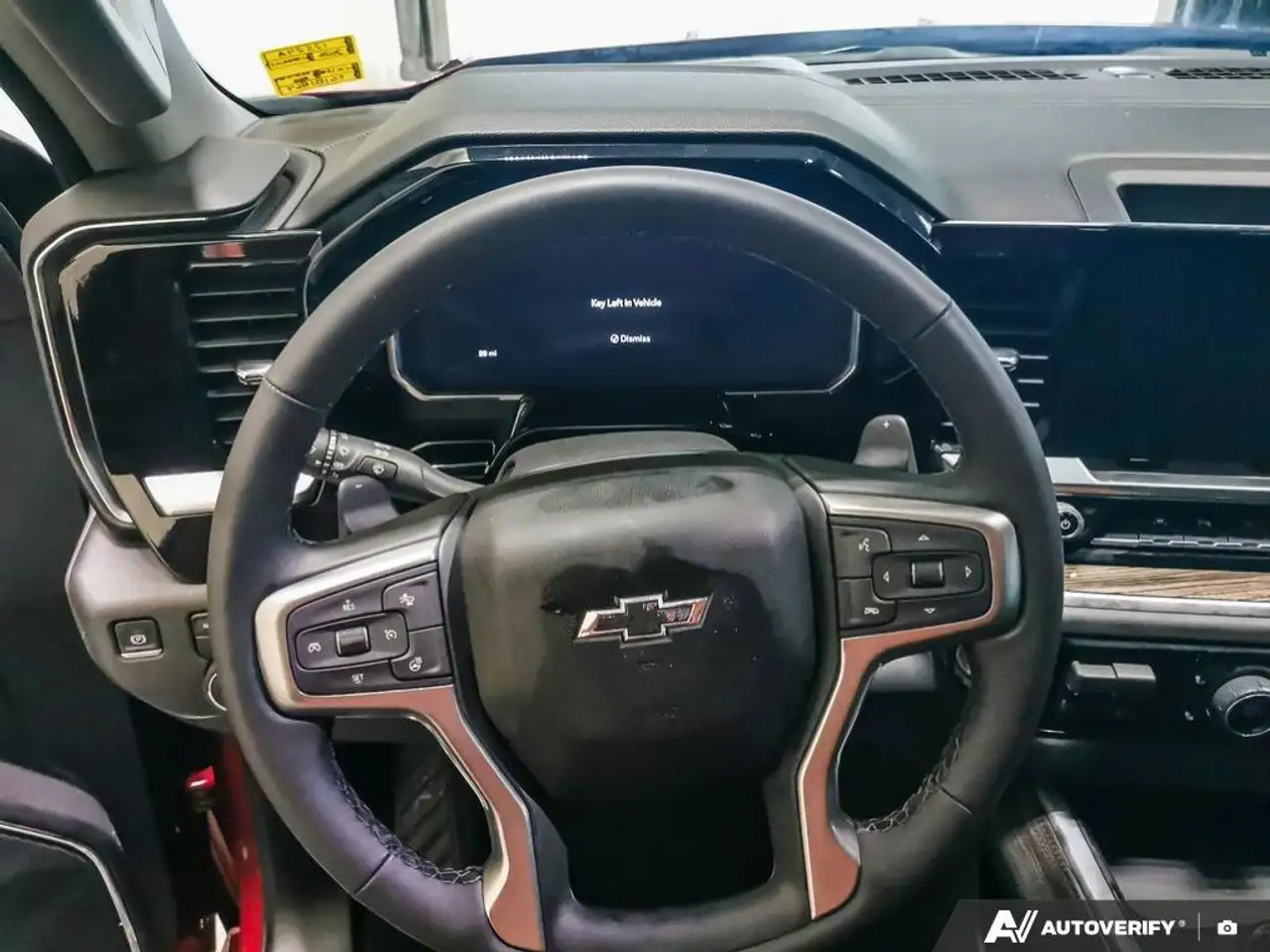 Chevrolet Silverado 1500 снимка Chevrolet Silverado 1500