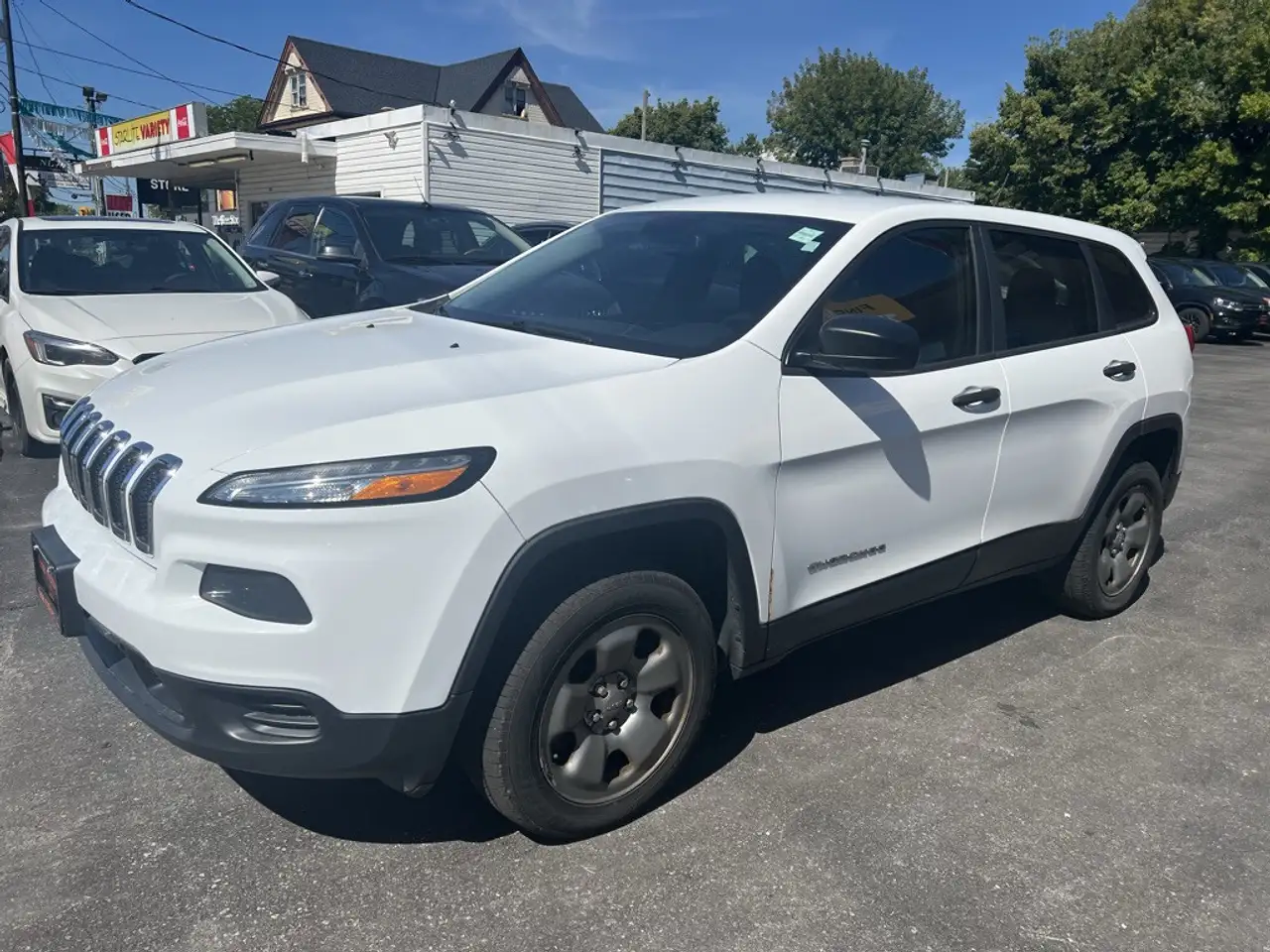 Jeep Cherokee photo Jeep Cherokee
