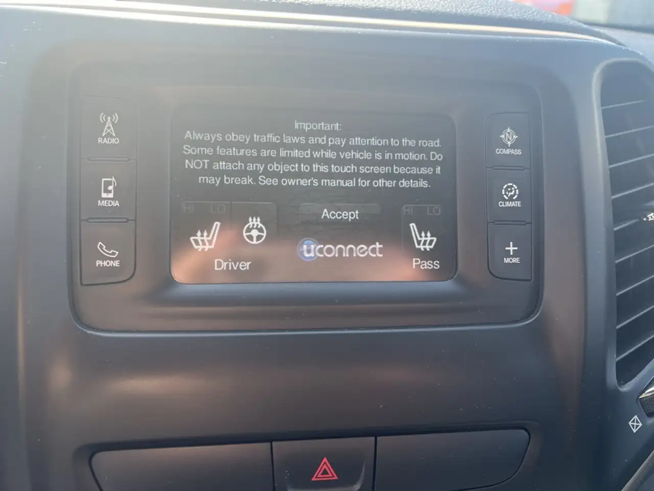 Jeep Cherokee photo Jeep Cherokee