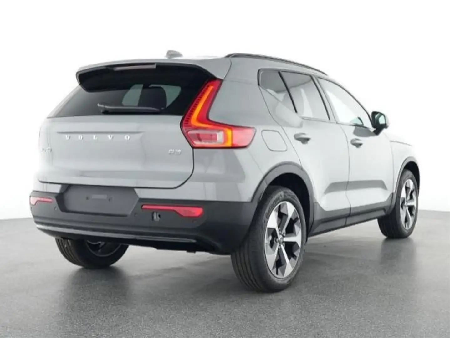Volvo XC40 B3 Ultra Dark/Keyless/LHZ/LED/360Kam/Pano Klima Grau - 2