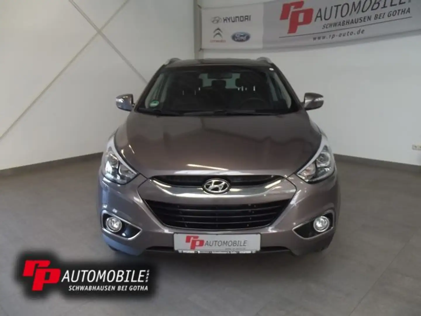 Hyundai iX35 2.0 CRDi Trend -  Xenon  & Navi Aut. 4WD Marrón - 1