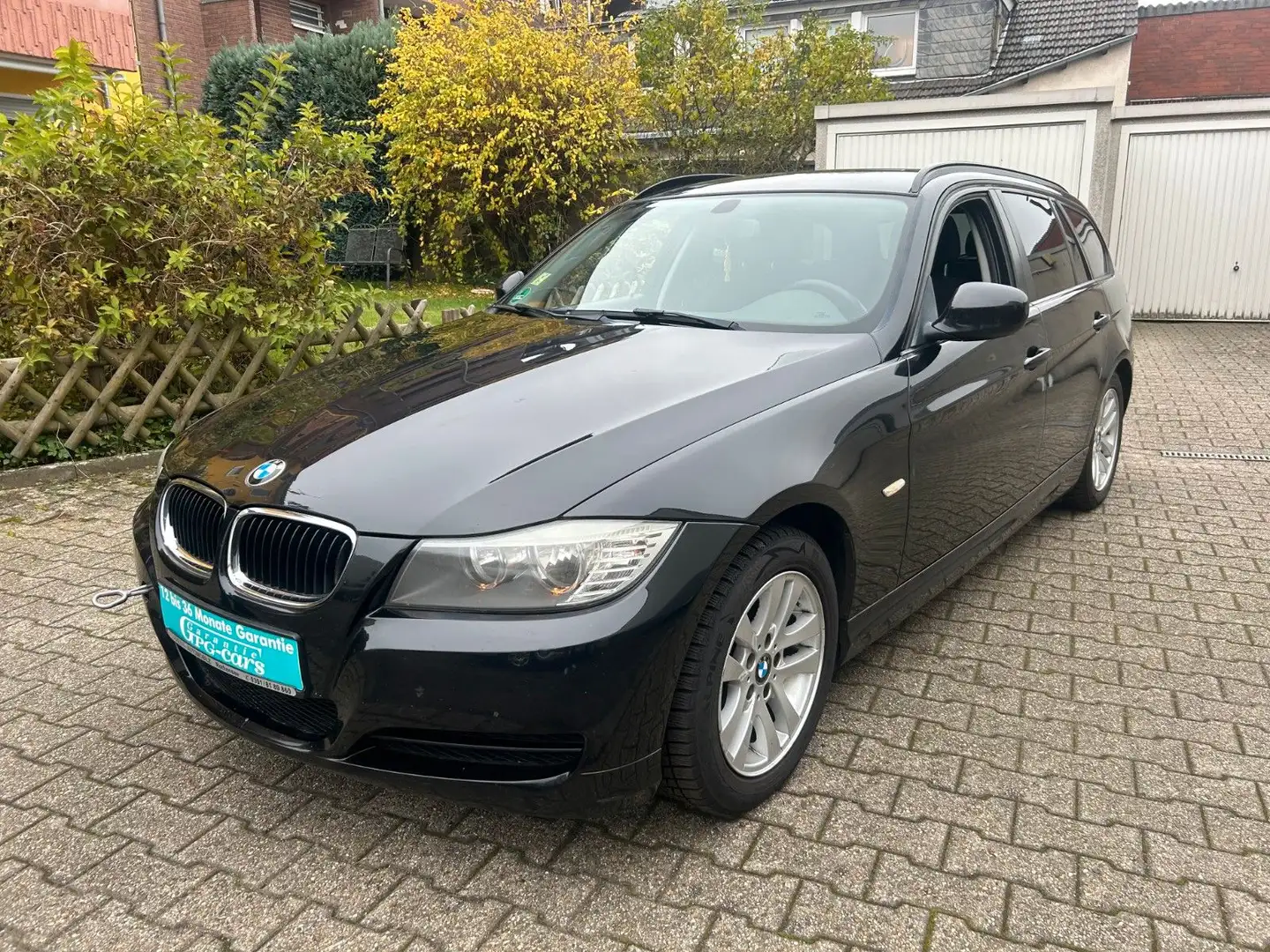 BMW 316 Baureihe 3 Touring 316d, LAGERSCHADEN crna - 1