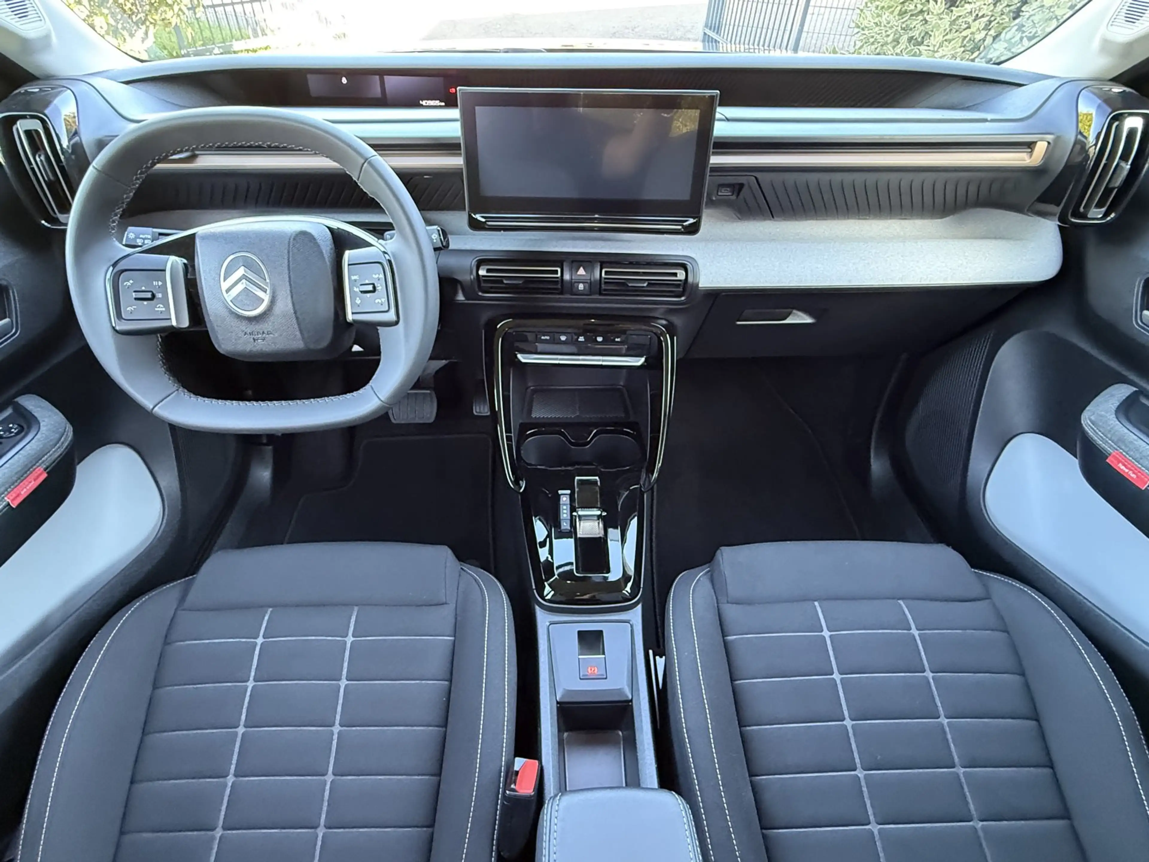 Citroen C3 Aircross 1.2 Mild-Hybrid 145  PLUS — photo 7