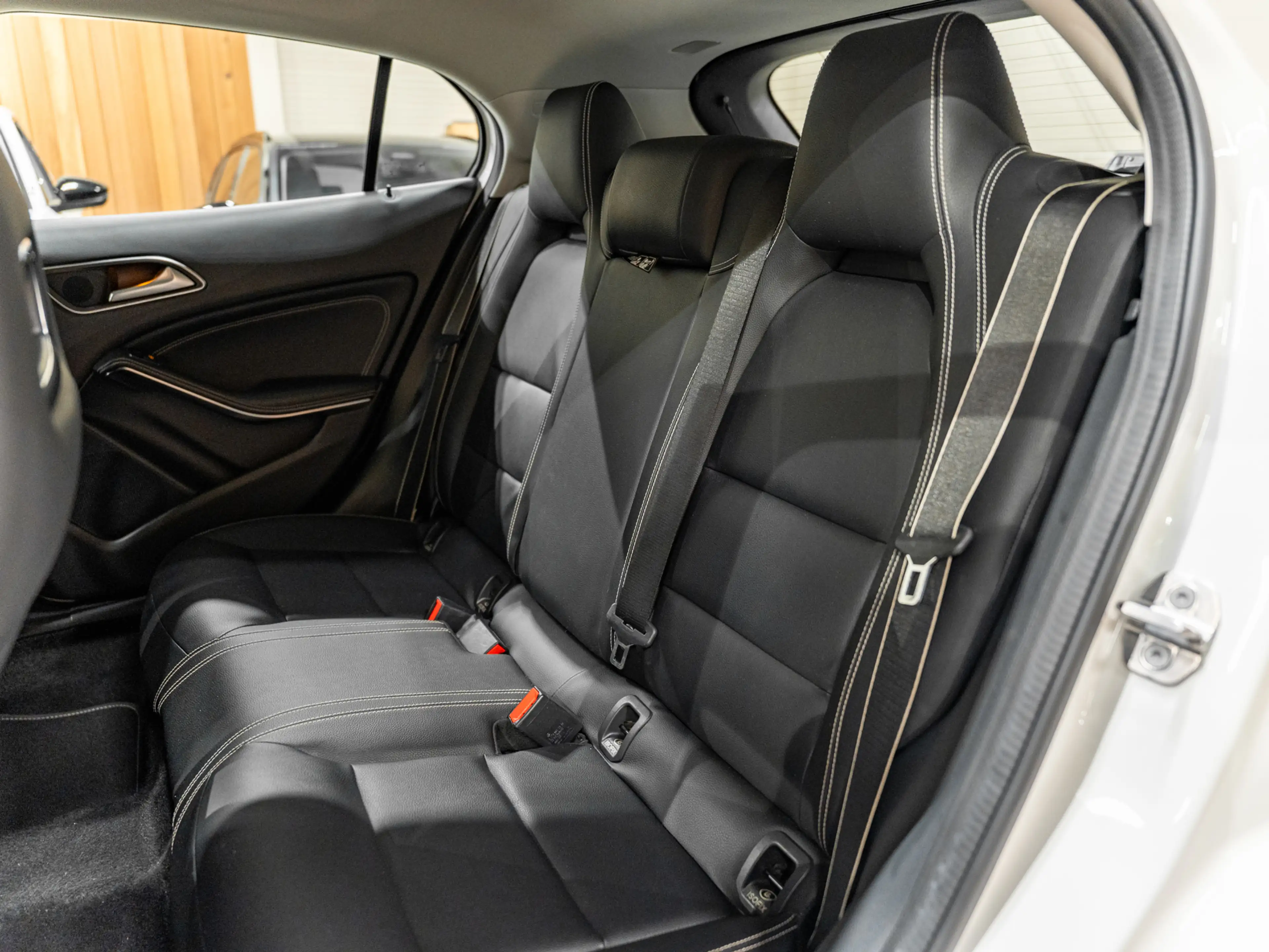 Mercedes-Benz GLA 200 AMG AUT, Facelift, Voll Led, Navi, Leder, Camera, — photo 7