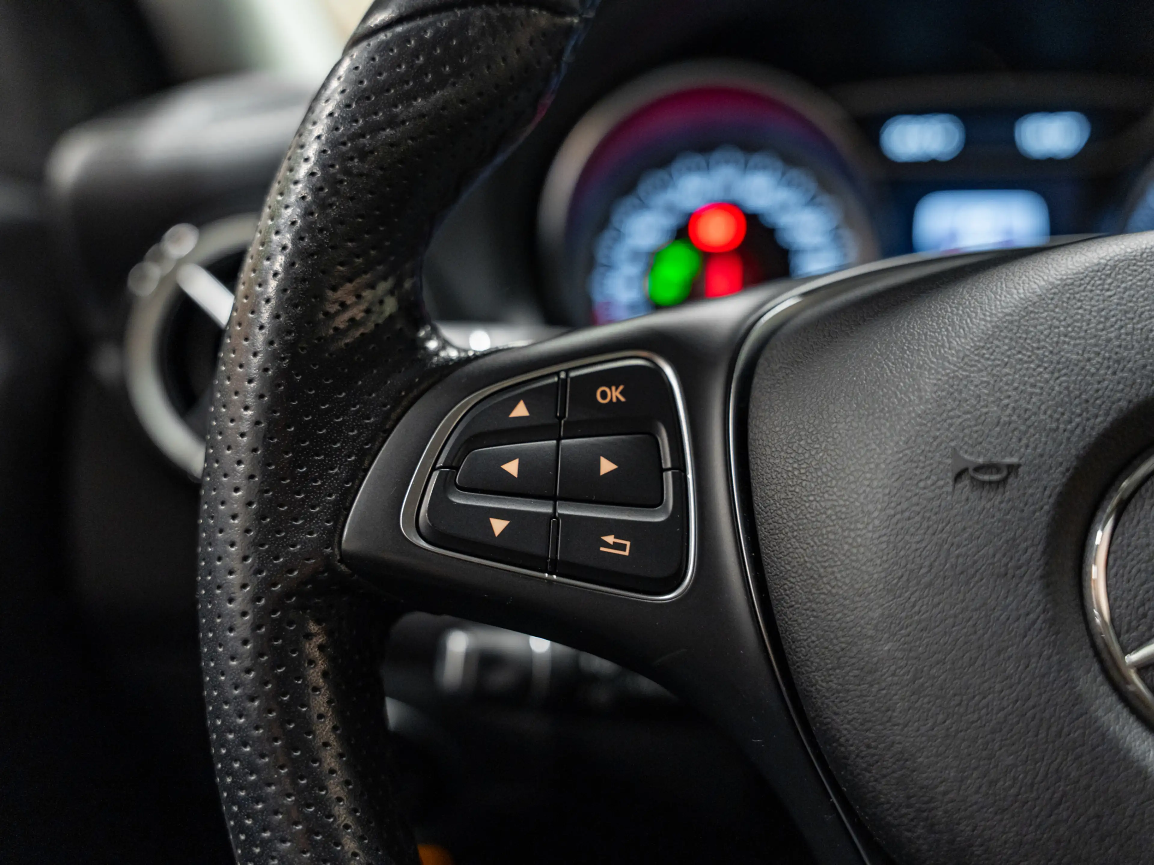Mercedes-Benz GLA 200 AMG AUT, Facelift, Voll Led, Navi, Leder, Camera, — photo 31