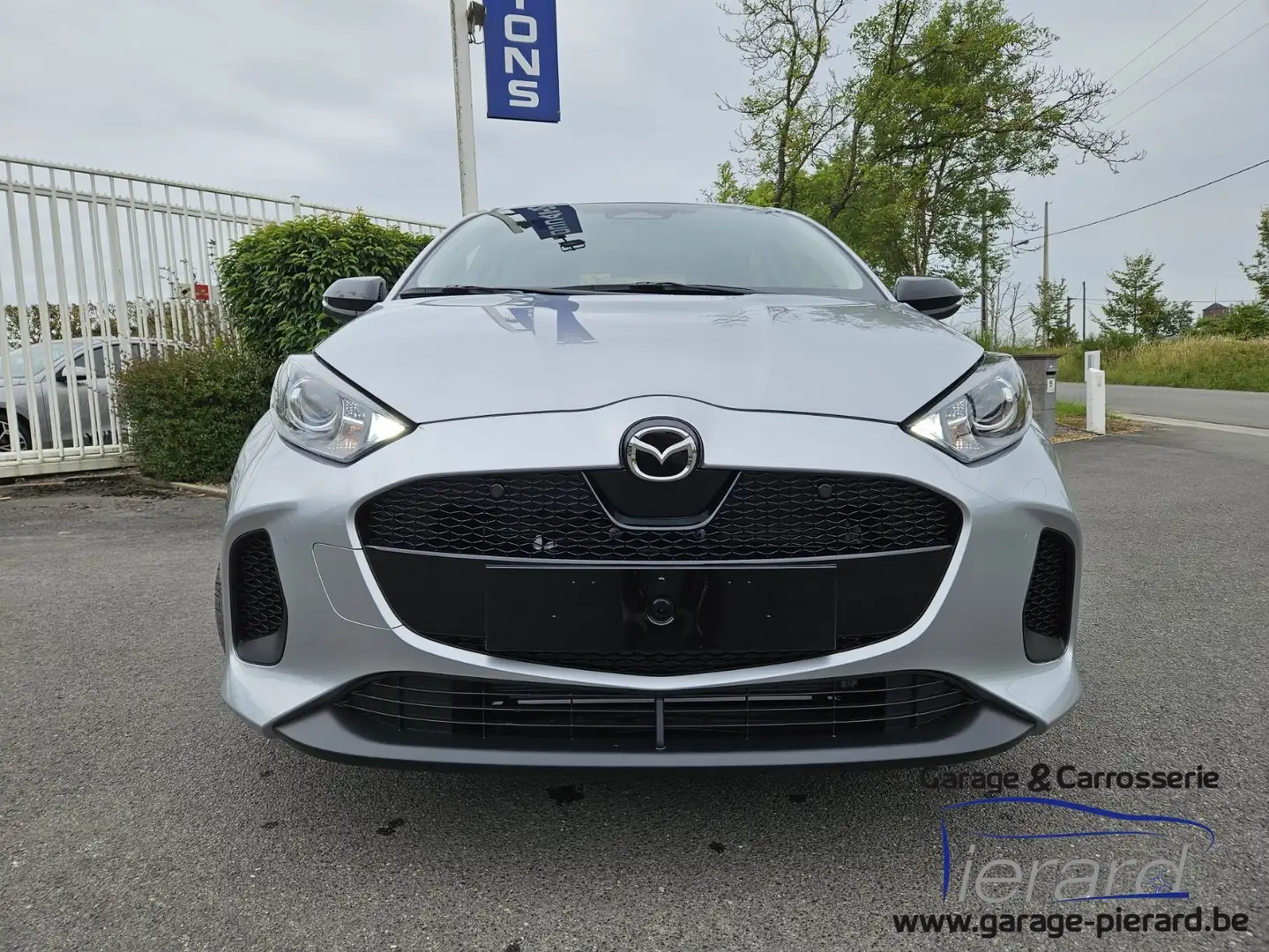 Mazda 2 Hybrid NEW exclusive Line * REPRISE POSSIBLE * Zilver - 2