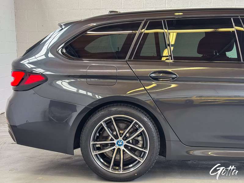 Photo du véhicule BMW 530