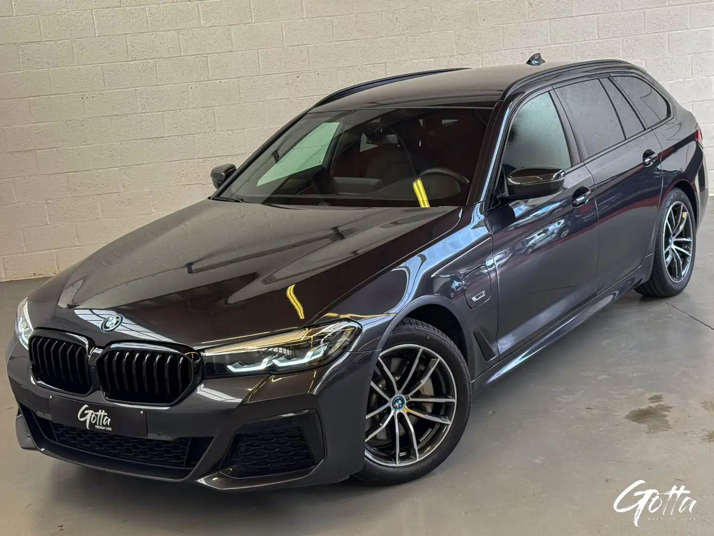 BMW 530 e PHEV 184CH**HARMAN&KARDON/PACK M/ATTACHE REMORQ Gris - 1