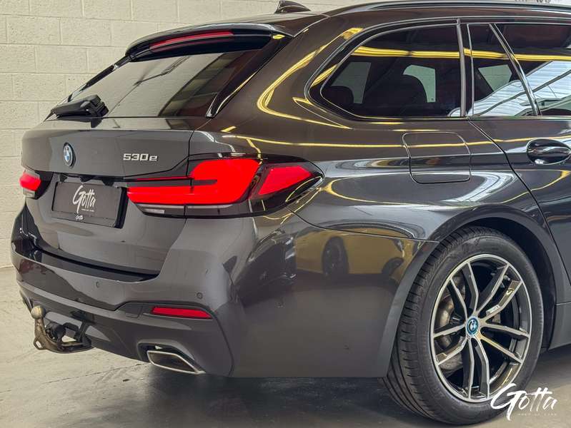 Photo du véhicule BMW 530