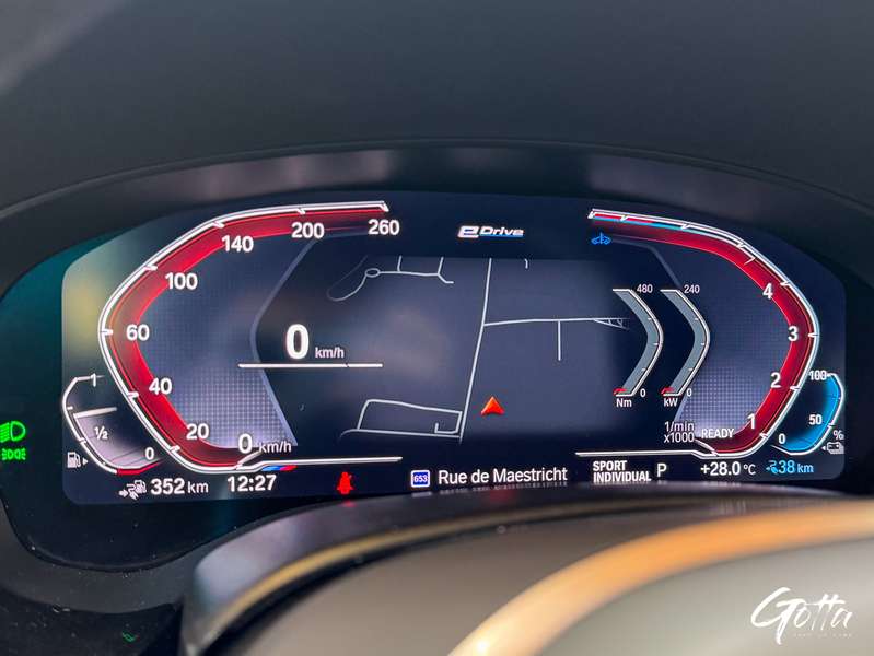 Photo du véhicule BMW 530