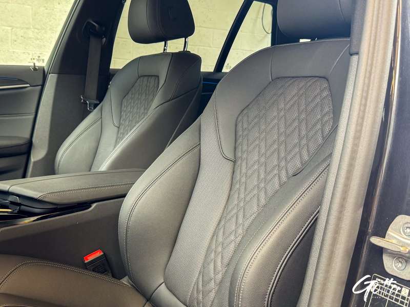 Photo du véhicule BMW 530