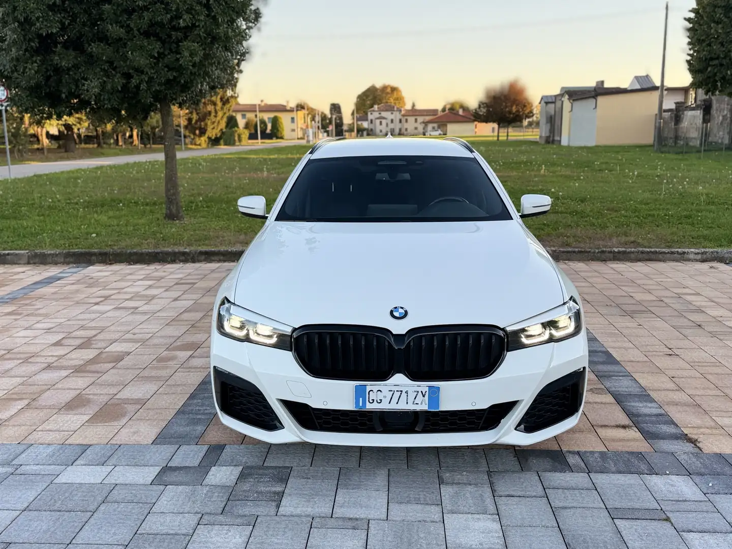 BMW 530 Serie 5 G31 Touring Msport Bianco - 2