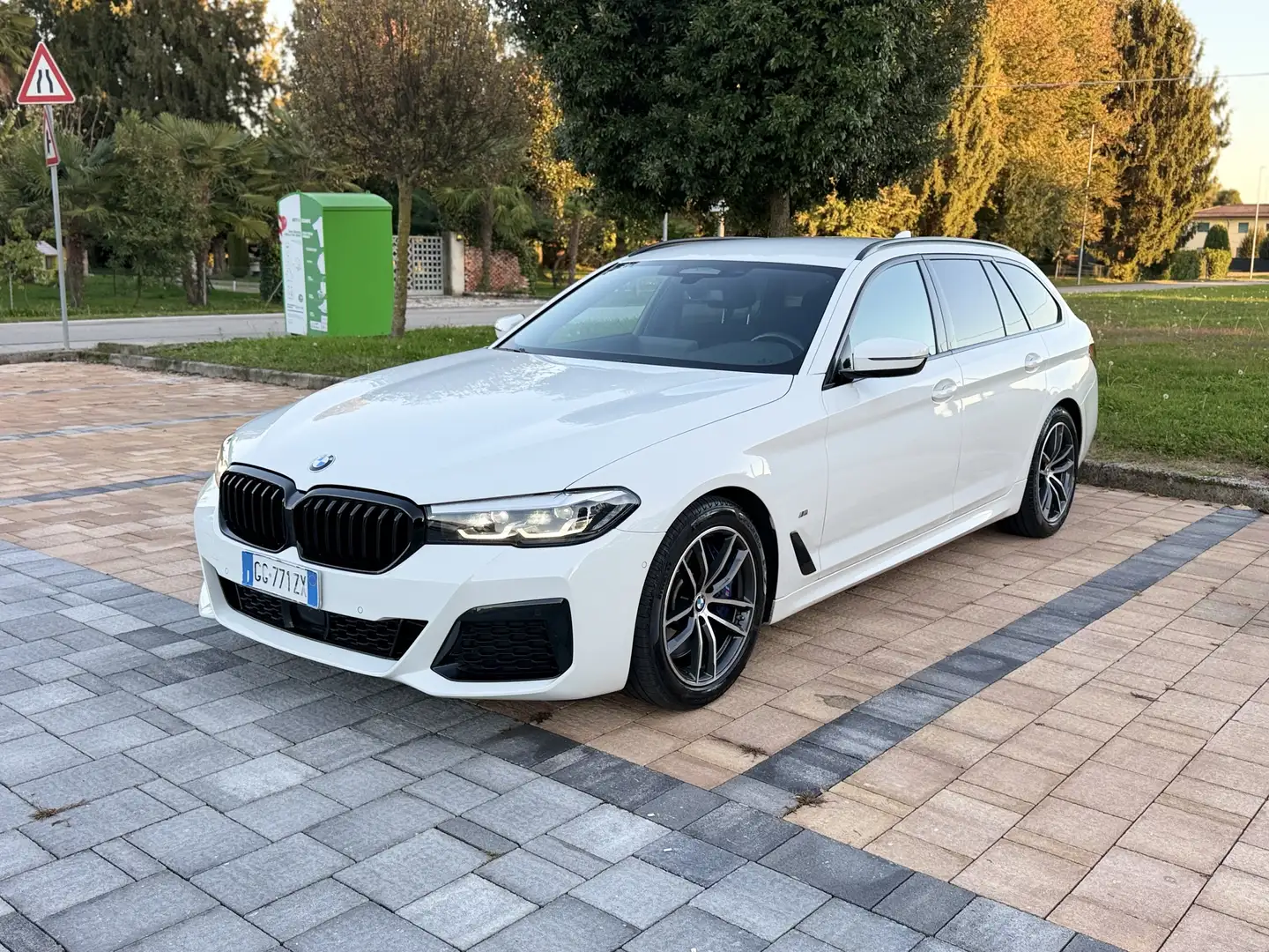 BMW 530 Serie 5 G31 Touring Msport Bianco - 1