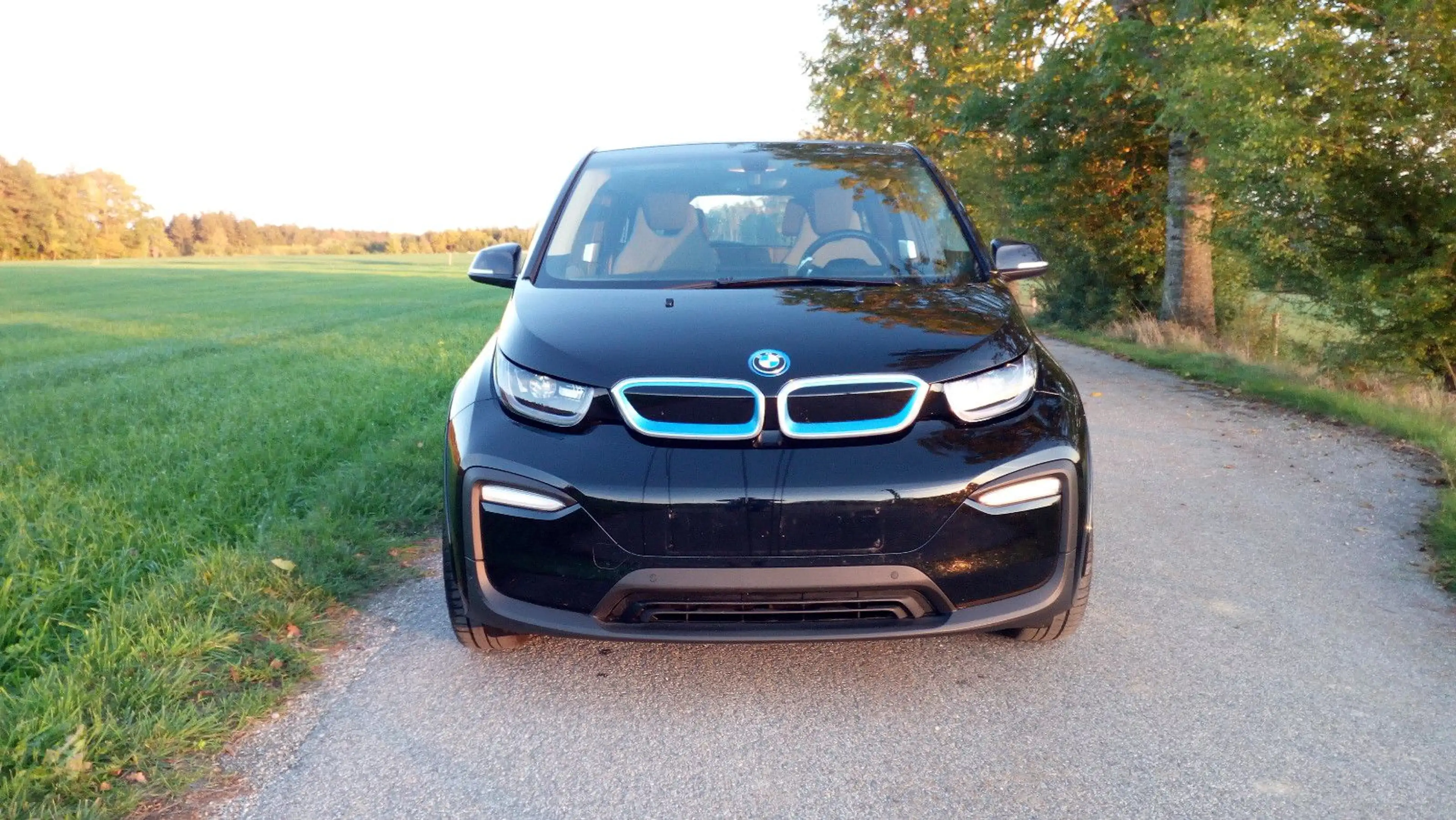 BMW i3 120Ah/42,2kWh  M-Paket — photo 2