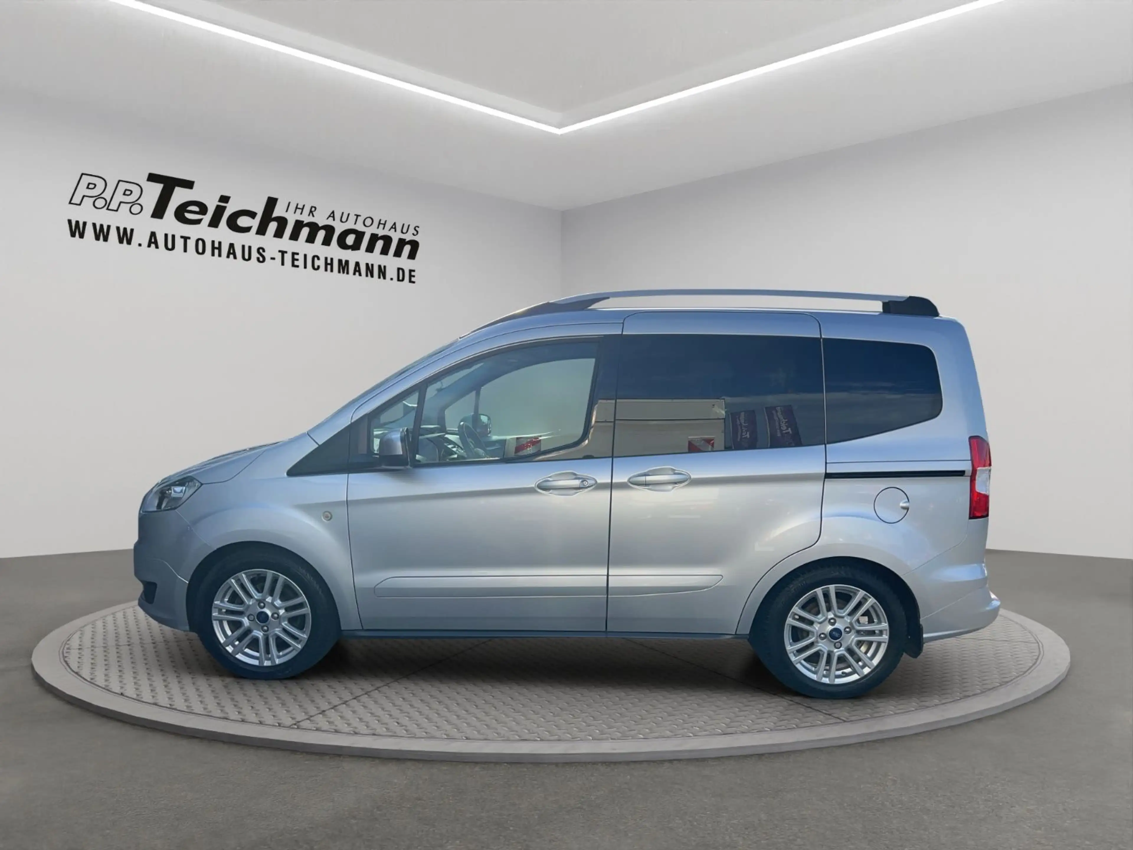 Ford Tourneo Courier Titanium/ ZAHNRIEMEN NEU — photo 8