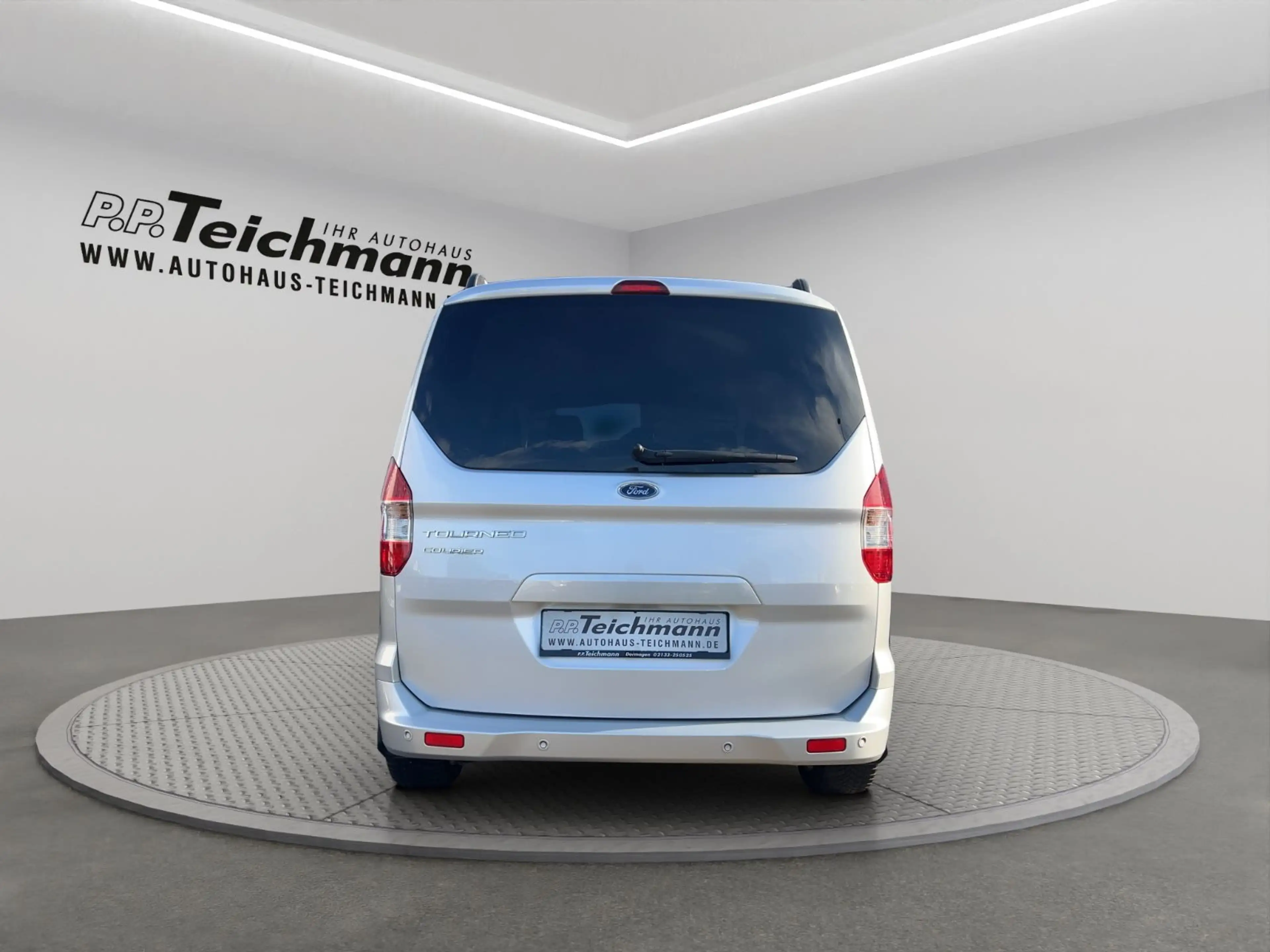 Ford Tourneo Courier Titanium/ ZAHNRIEMEN NEU — photo 6