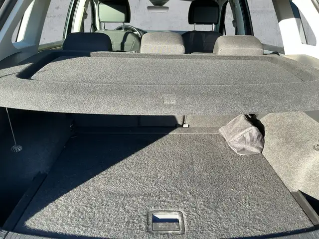 Volkswagen Tiguan view 14