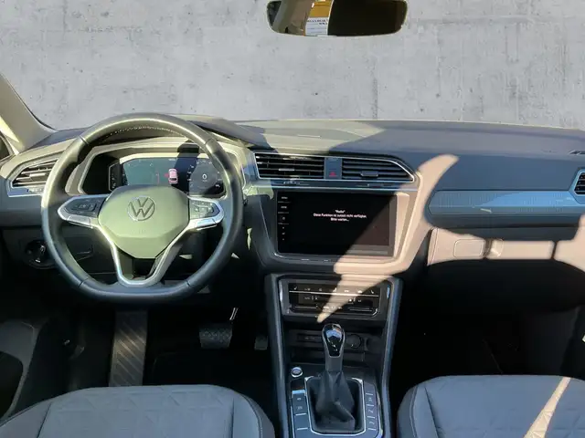 Volkswagen Tiguan view 9