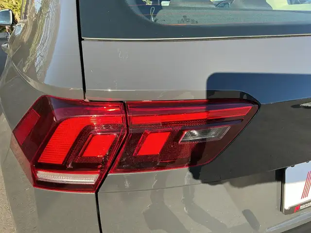 Volkswagen Tiguan view 18