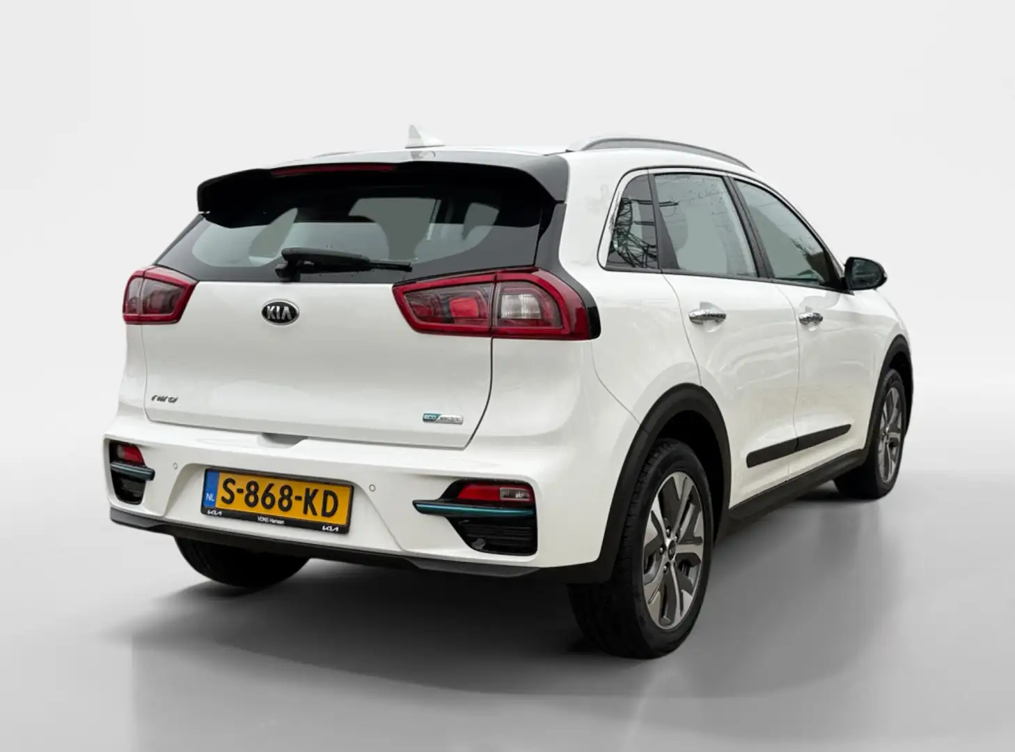 Kia e-Niro DynamicLine 64 kWh I Navi I Keyless I Half-leder Wit - 2