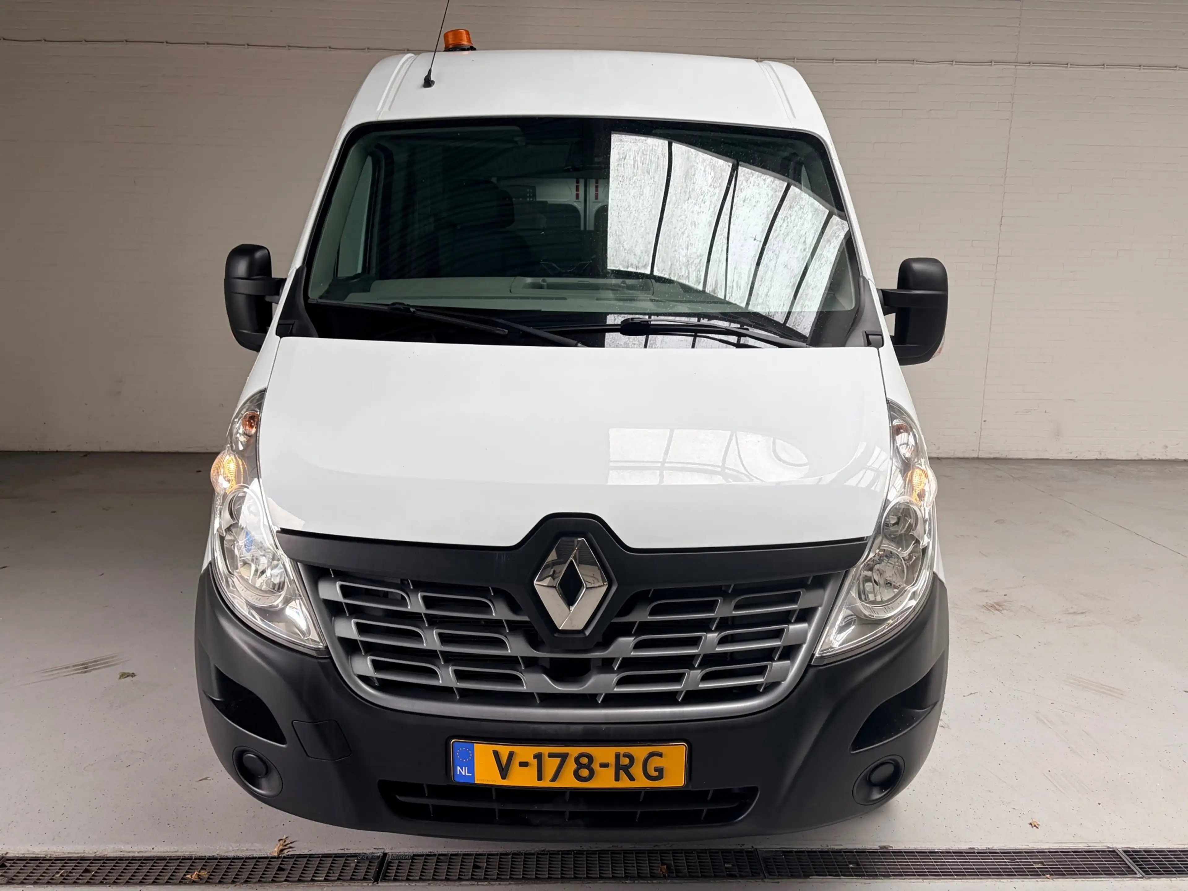 Renault Master Servicewagen T35 2.3 dCi 145pk euro6 L2H2 BOTT Inr — photo 10