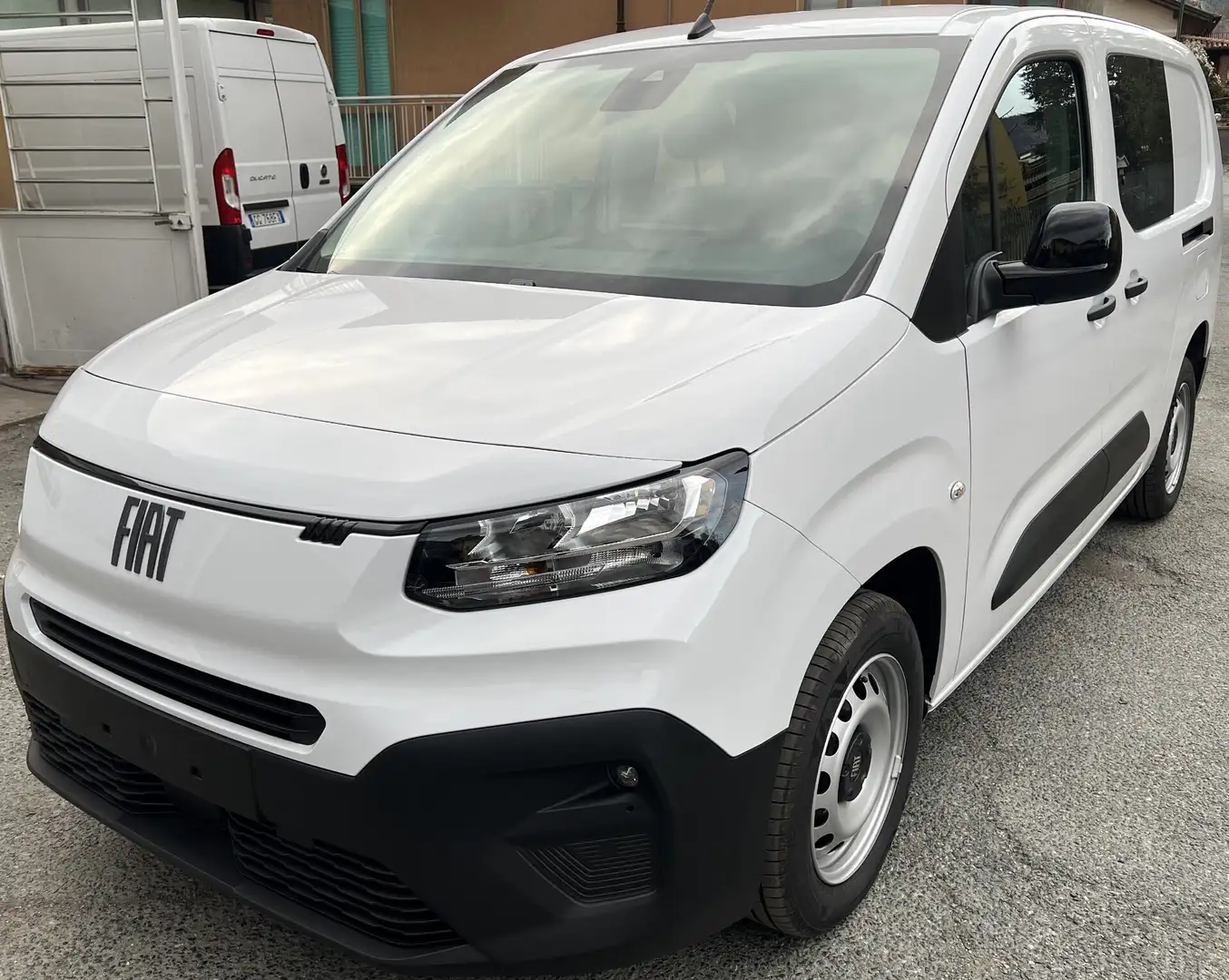 Fiat Doblo Doblò 1.5 130cv AT8 CREW CAB Blanc - 1