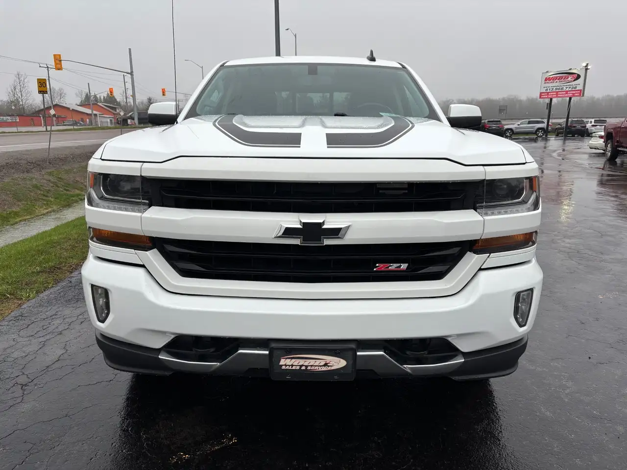 Chevrolet Silverado 1500 снимка Chevrolet Silverado 1500