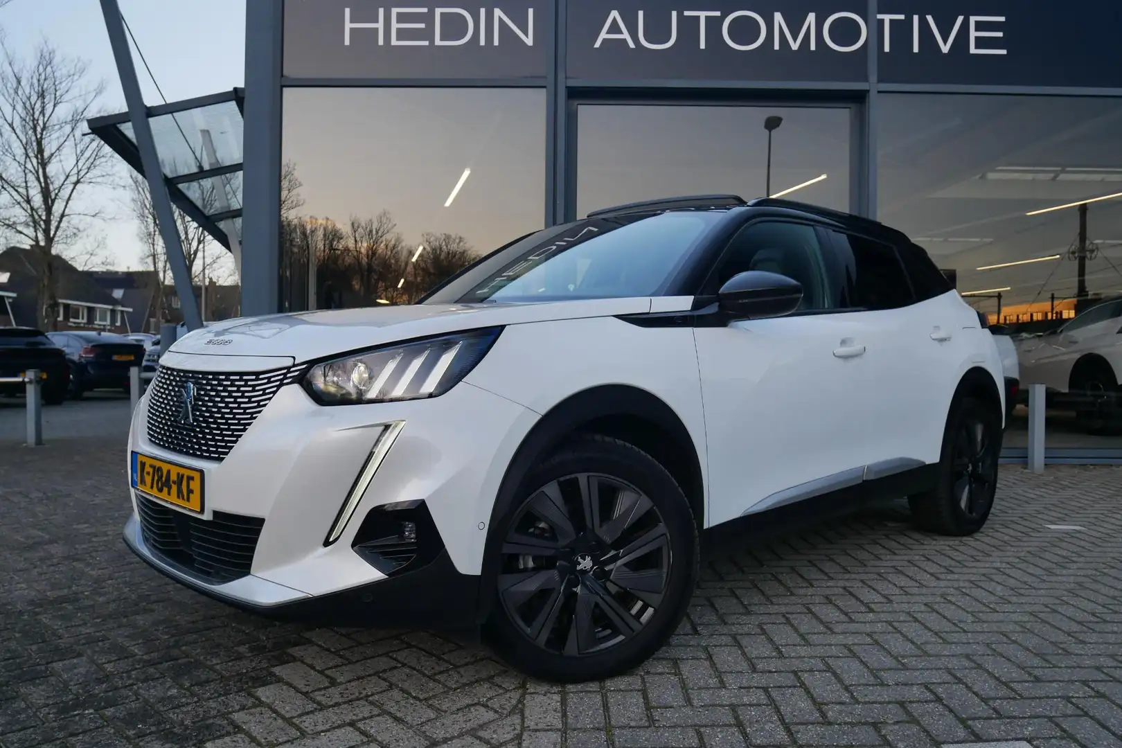 Peugeot e-2008 EV GT 50 kWh | 3 Fase | Schuif / Kantel dak | Came Blanc - 2