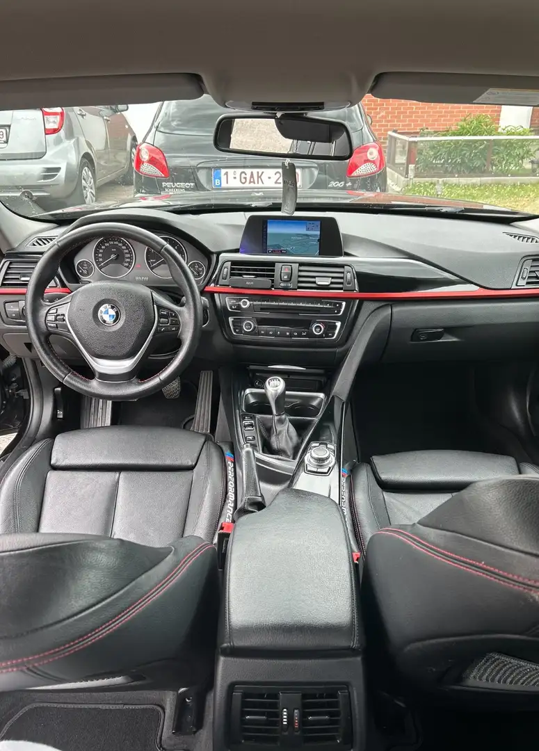 BMW 318 318d Sport Line - 2
