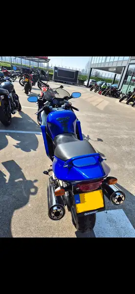 Honda CBR 1100 - foto 6