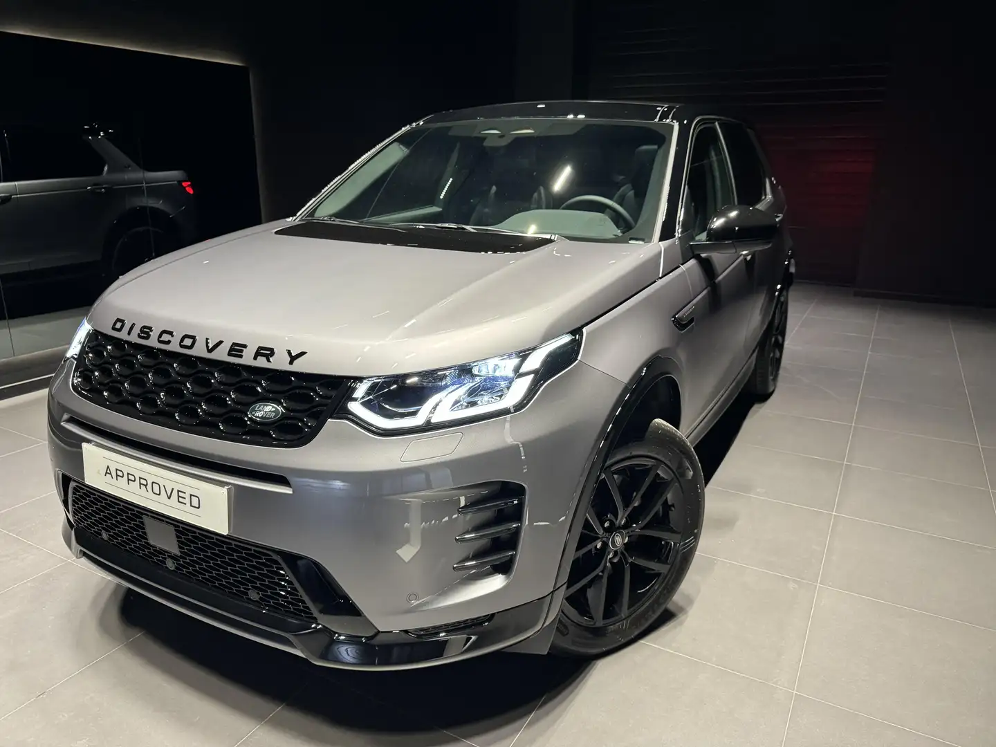 Land Rover Discovery Sport D165 Dynamic SE AWD Auto. 24MY Gri - 1
