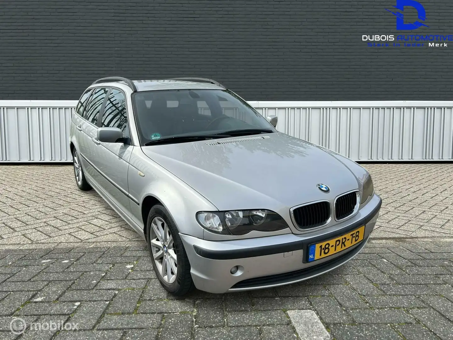 BMW 320 3-serie Touring 320i, NIEUWE APK| NAP| Grijs - 2