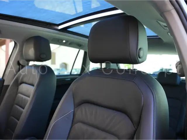 Volkswagen Tiguan view 8