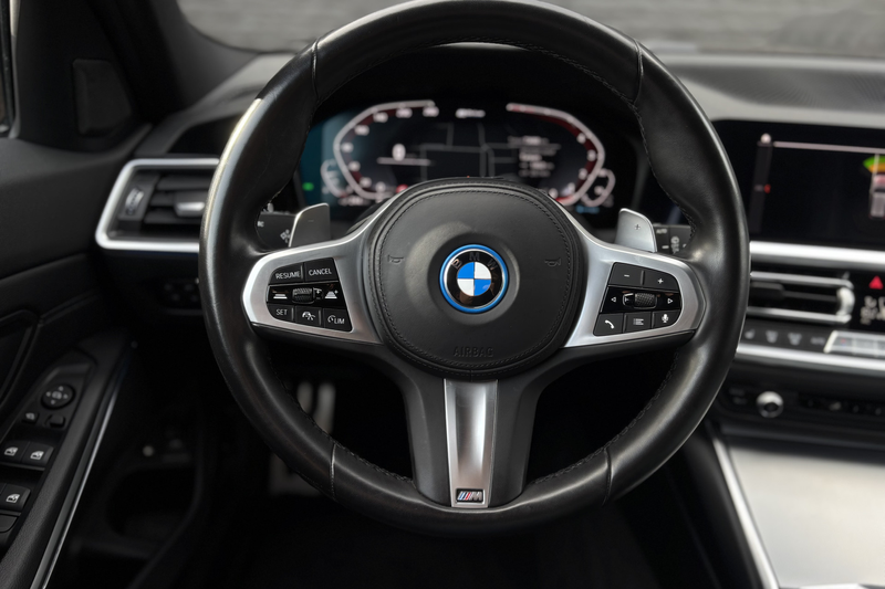 BMW 330 3-serie Touring 330e M Sport | Head-up | Sportlede — photo 11