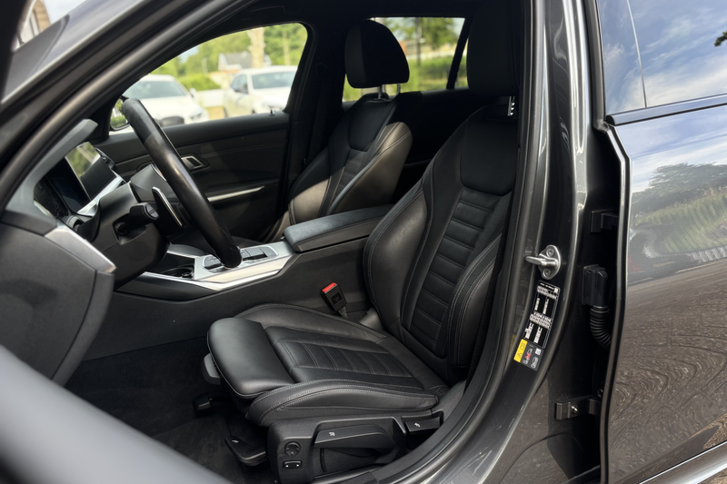BMW 330 3-serie Touring 330e M Sport | Head-up | Sportlede — photo 9