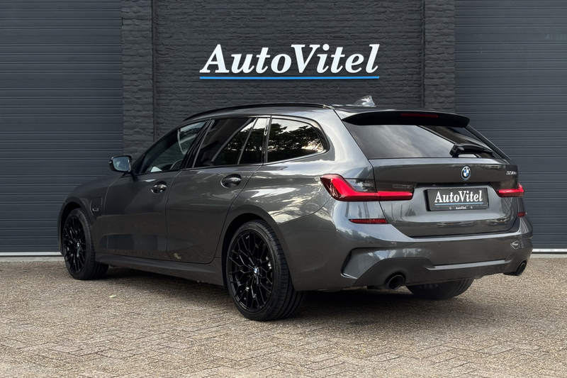 BMW 330 3-serie Touring 330e M Sport | Head-up | Sportlede — photo 8